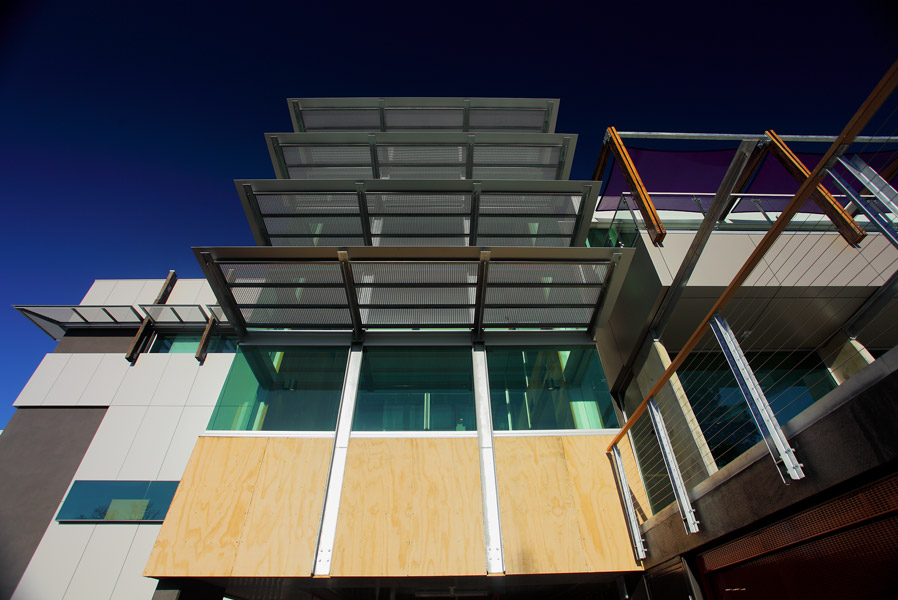 Faceline commercial framing