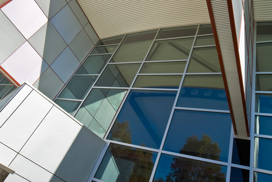 Frontglaze commercial framing